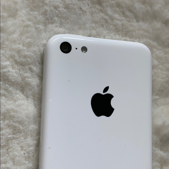 Apple iPhone 5c White - Picture 3 of 5